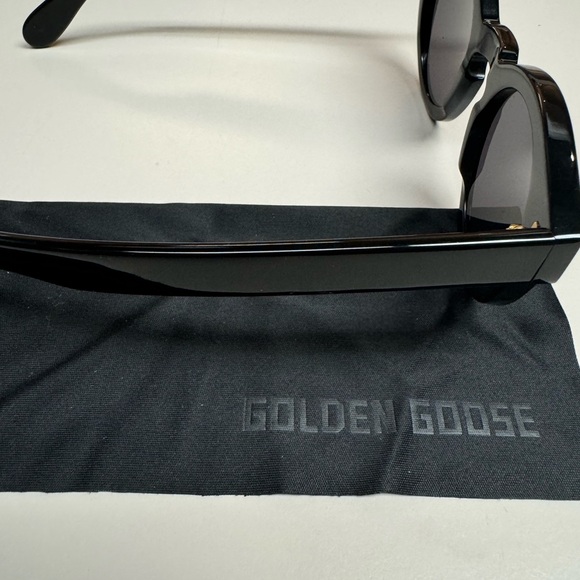 Golden Goose Cameron Panthos Sunglasses Unisex - Picture 3 of 7